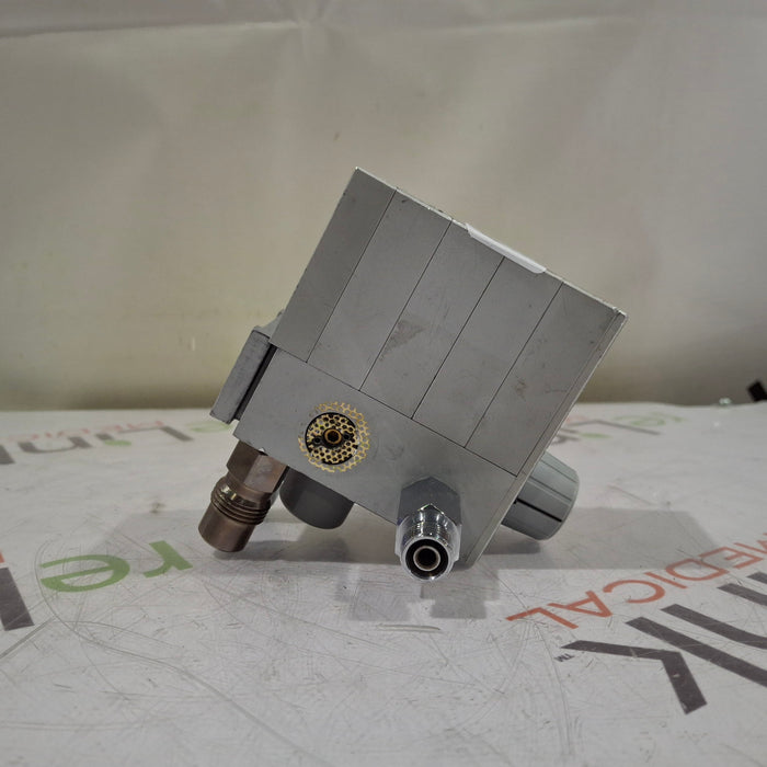 CareFusion Bird Low Flow Air/O2 Blender