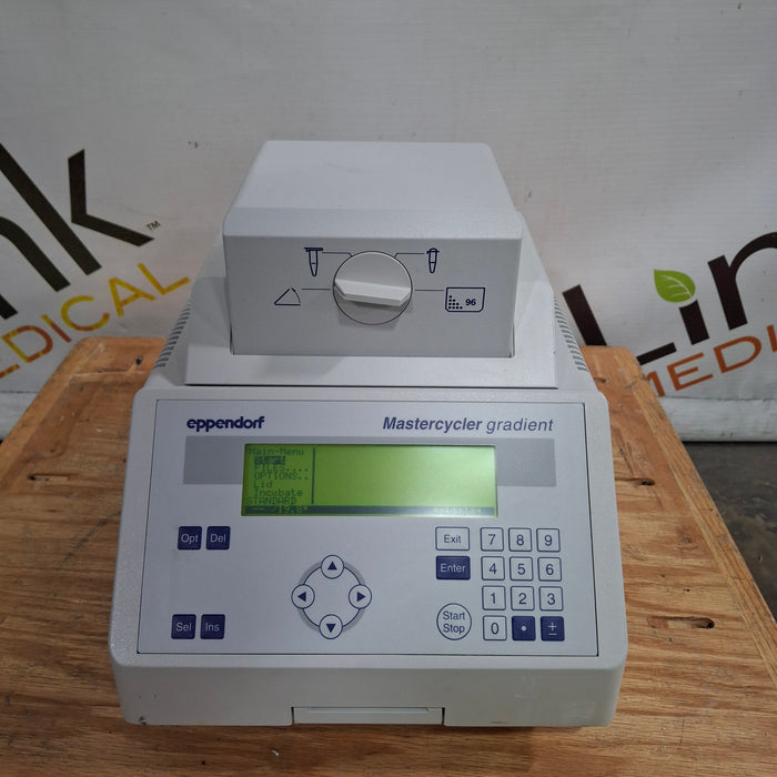 Eppendorf Mastercycler    5331 Gradient Thermal Cycler
