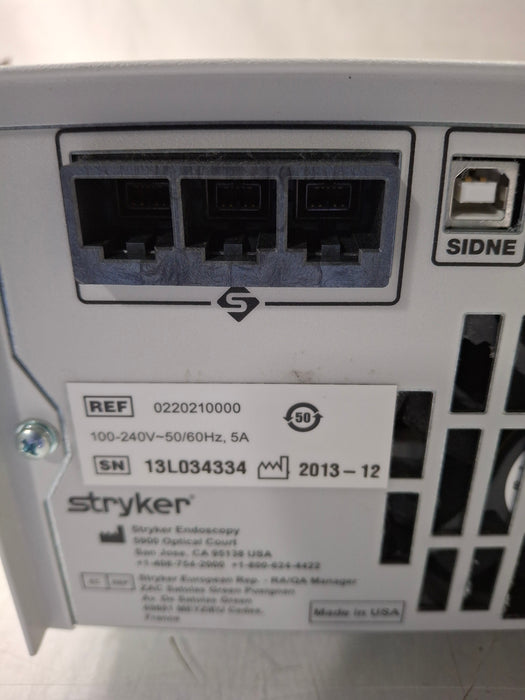 Stryker L9000 Light Source
