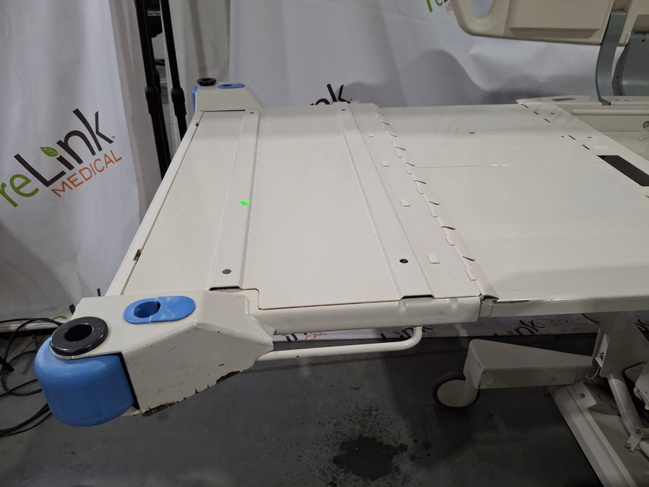 Hill-Rom Totalcare P1900 Patient Bed
