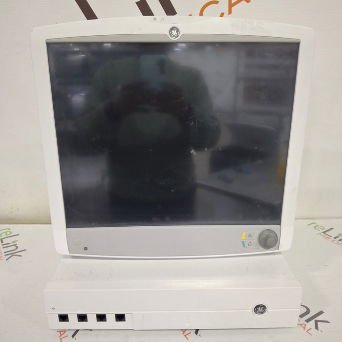 GE Healthcare Carescape B850 CPU w/ D19KT Monitor