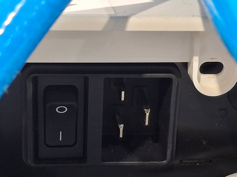 Millipore Milli-Q CLX 7080 Water Purification System