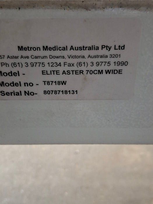 Metron Medical Elite 3 Section Treatment Table