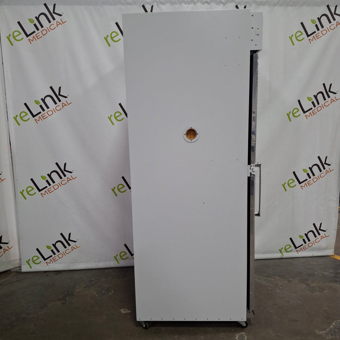 Thermo Scientific 3950 Reach-In CO2 Incubator