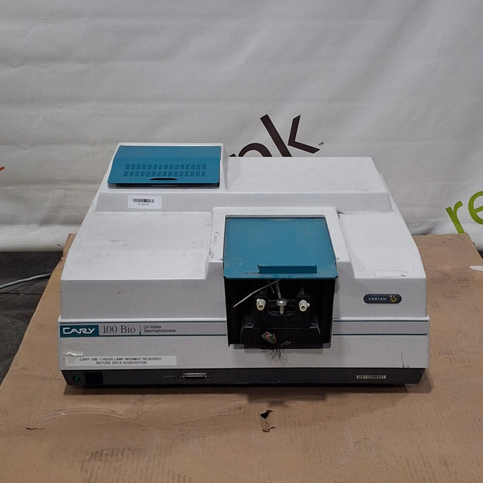 Agilent Cary 100 Bio UV-Visible Spectrophotometer
