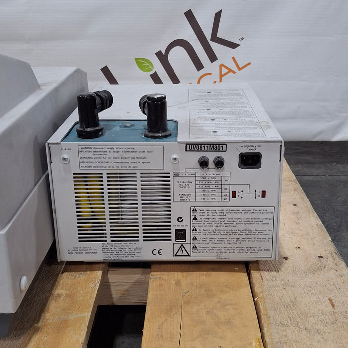 Agilent Cary 100 Bio UV-Visible Spectrophotometer