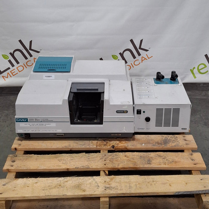 Agilent Cary 100 Bio UV-Visible Spectrophotometer