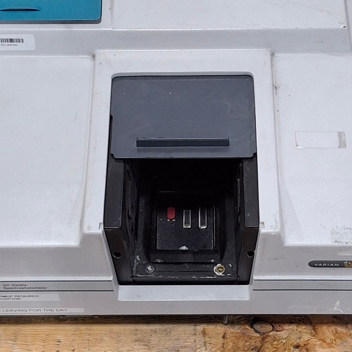 Agilent Cary 100 Bio UV-Visible Spectrophotometer