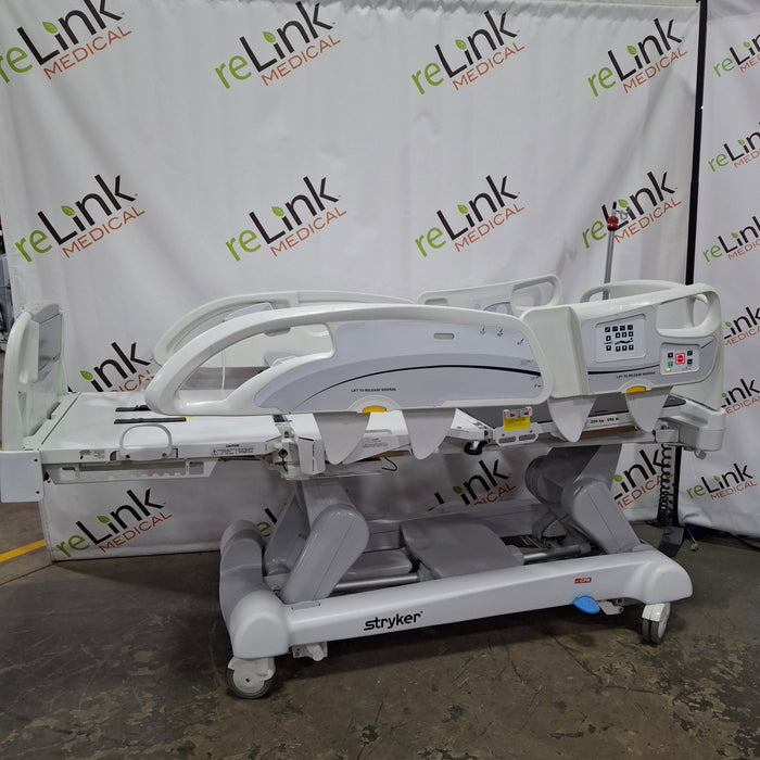 Stryker InTouch 2141 Critical Care Hospital Bed