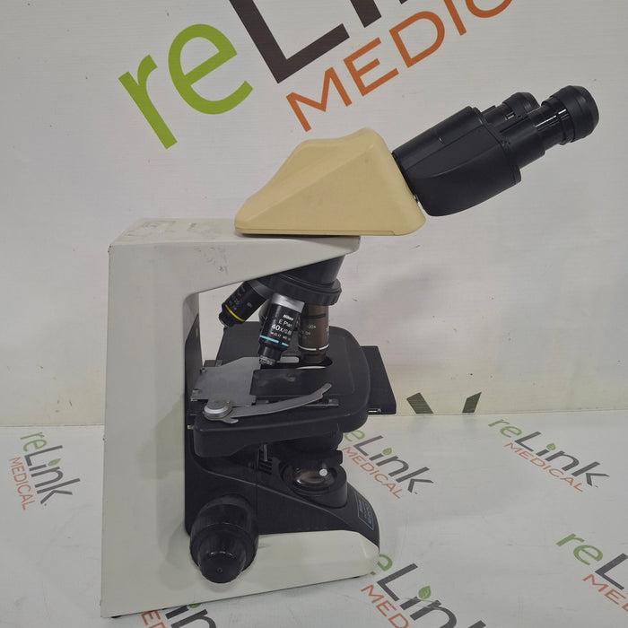 Nikon E200 Eclipse Microscope