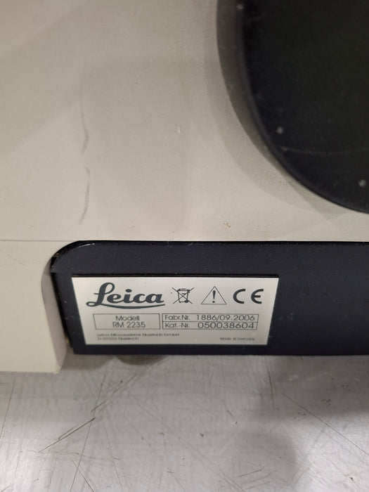 Leica RM2235 Manual Rotary Microtome