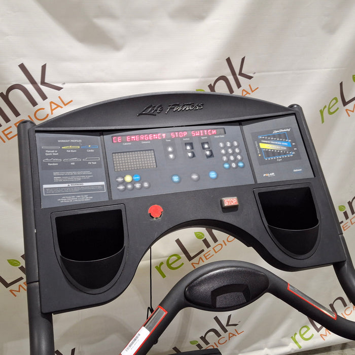 Life Fitness Life Fitness 9500HR Elliptical Fitness and Rehab Equipment reLink Online