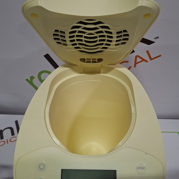 Medela 87115 Waterless Milk Warmer