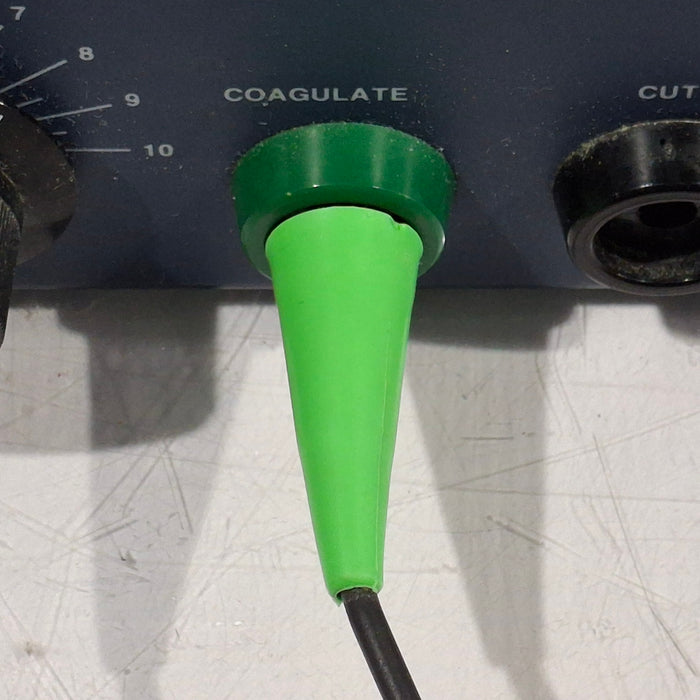 Cameron-Miller Incorporated 26-230 Electrosurgical Unit