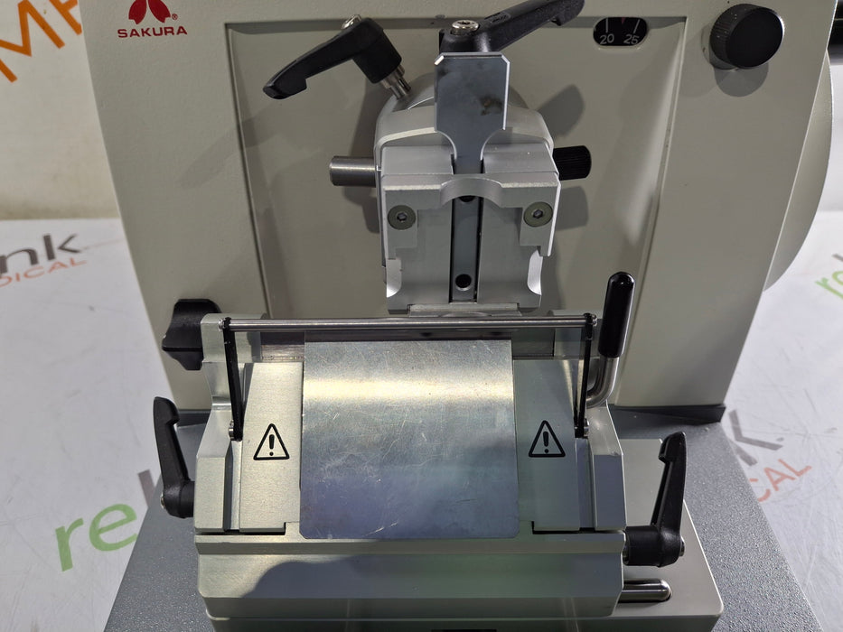 SAKURA Accu-Cut SRM Rotary Microtome