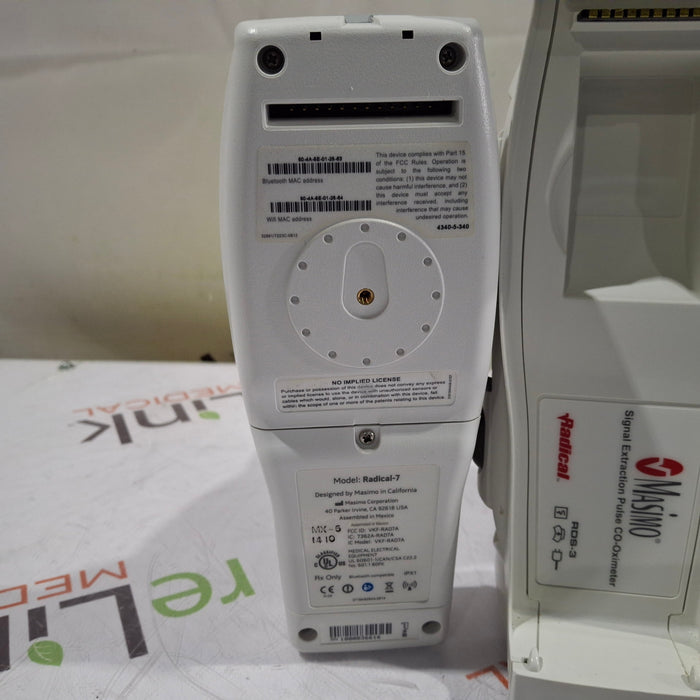 Masimo Radical 7 Pulse Oximeter w/ Base