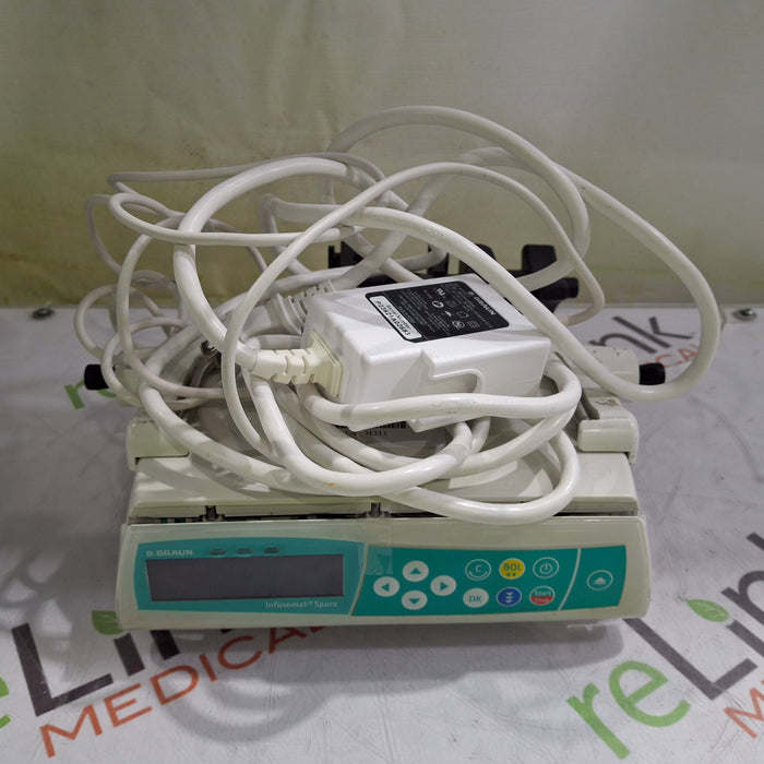 B. Braun Infusomat Space w/Pole Clamp & AC Adapter Infusion Pump