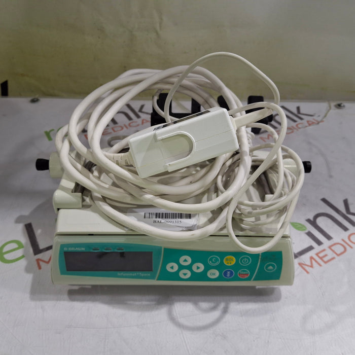 B. Braun Infusomat Space w/Pole Clamp & AC Adapter Infusion Pump
