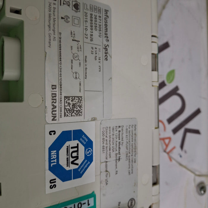 B. Braun Infusomat Space w/Pole Clamp & AC Adapter Infusion Pump
