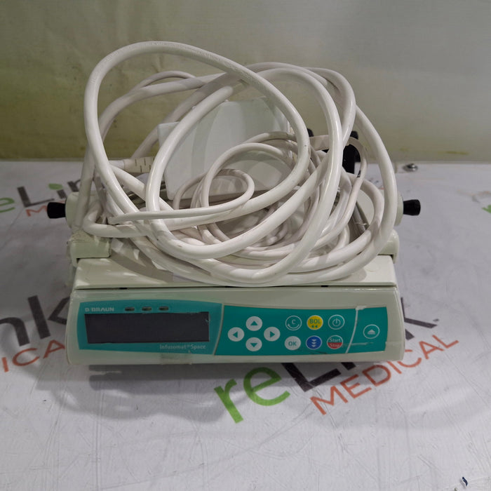 B. Braun Infusomat Space w/Pole Clamp & AC Adapter Infusion Pump