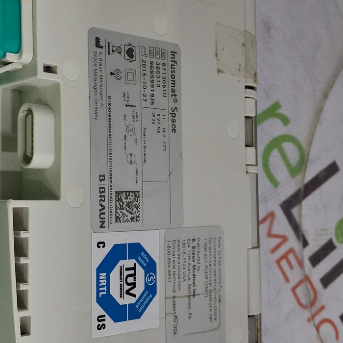 B. Braun Infusomat Space w/Pole Clamp & AC Adapter Infusion Pump