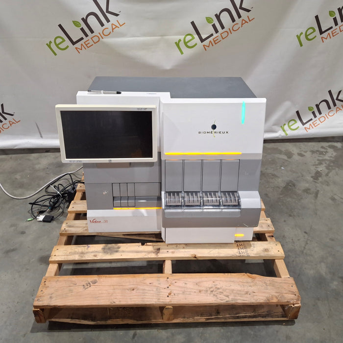 BioMerieux VIDAS 3 Fully automated benchtop immunoassay system