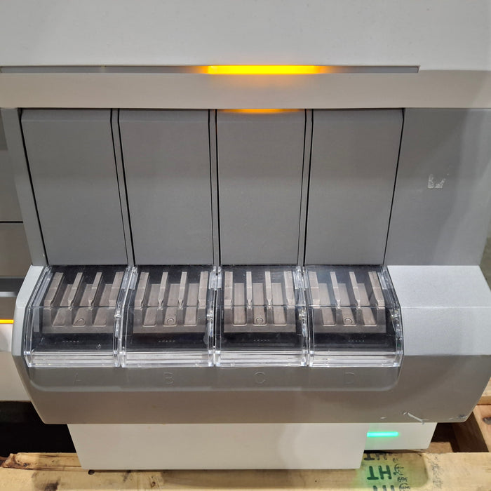 BioMerieux VIDAS 3 Fully automated benchtop immunoassay system