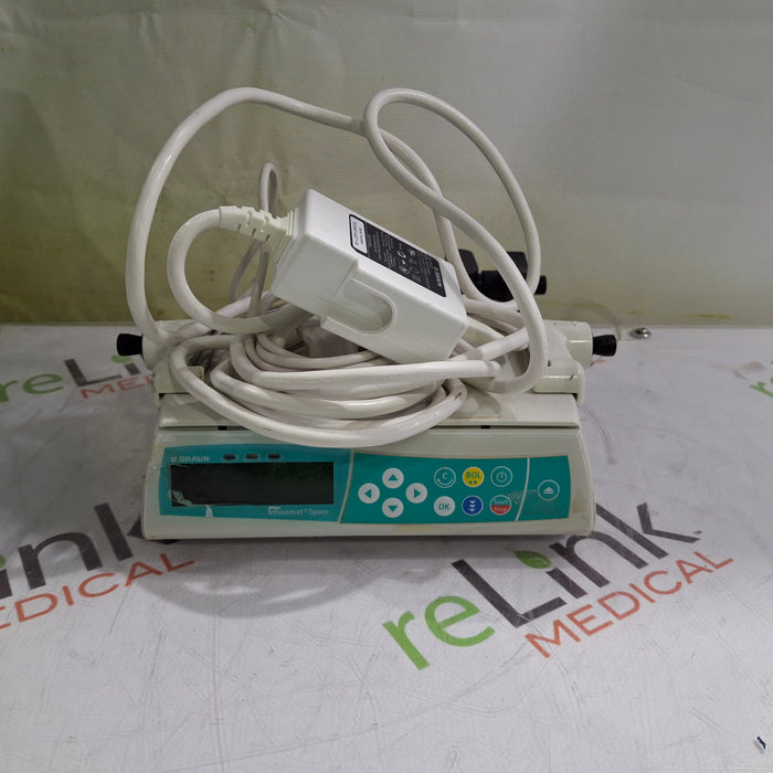 B. Braun Infusomat Space w/Pole Clamp & AC Adapter Infusion Pump