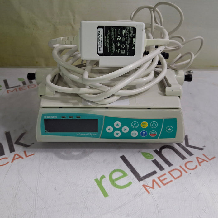 B. Braun Infusomat Space w/Pole Clamp & AC Adapter Infusion Pump