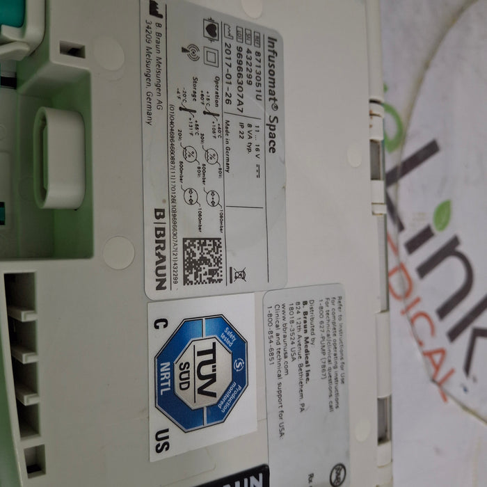 B. Braun Infusomat Space w/Pole Clamp & AC Adapter Infusion Pump