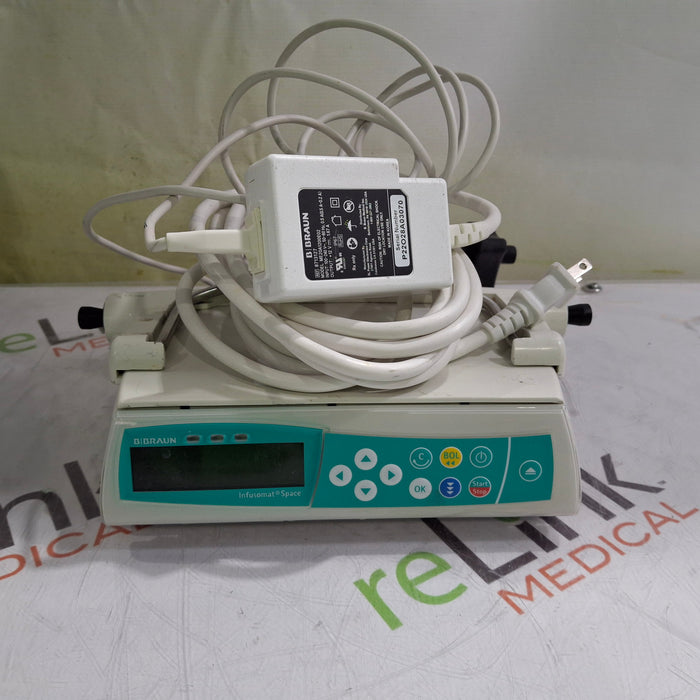 B. Braun Infusomat Space w/Pole Clamp & AC Adapter Infusion Pump