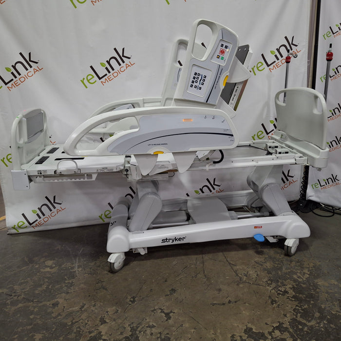 Stryker InTouch 2141 Critical Care Hospital Bed