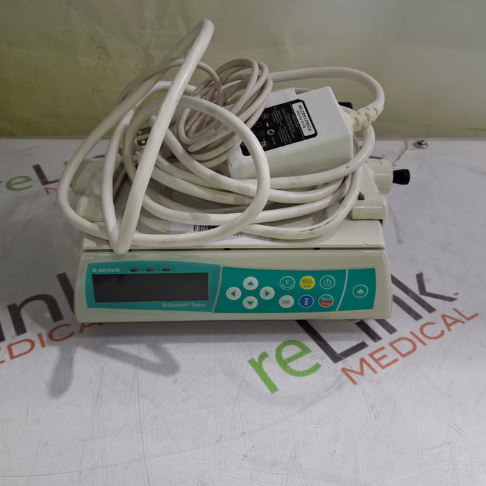 B. Braun Infusomat Space w/Pole Clamp & AC Adapter Infusion Pump