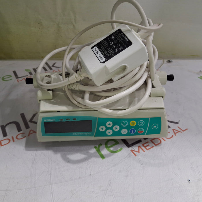B. Braun Infusomat Space w/Pole Clamp & AC Adapter Infusion Pump