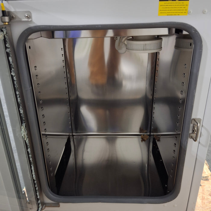 Fisher Scientific Isotemp 3530 Co2 Incubator