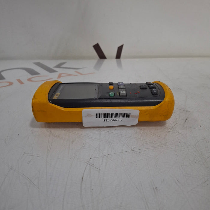 Fluke 51 II Thermometer