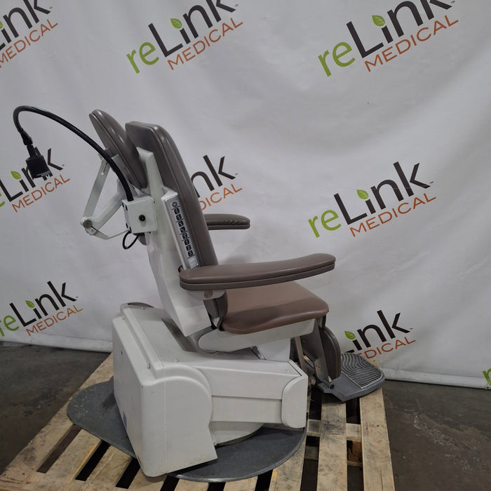 Global Surgical Corporation MaxiSelect Exam Chair