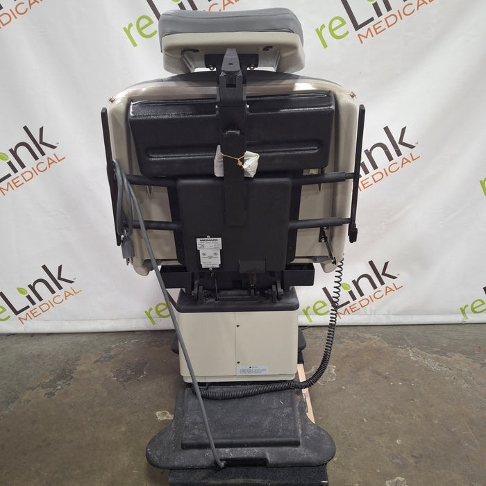 Midmark 411 Power Exam Table