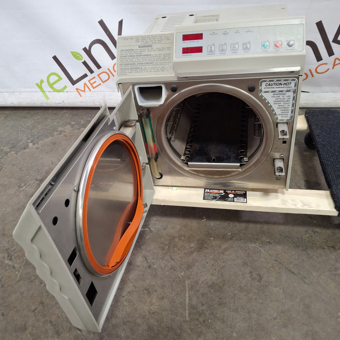 Midmark Midmark M9D Autoclave Sterilizer Sterilizers & Autoclaves reLink Online