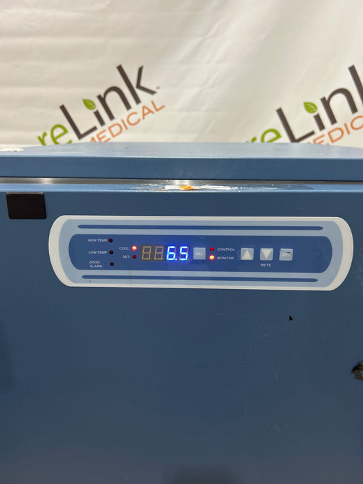 Helmer Inc HLR104 Undercounter Laboratory/Pharmacy Refrigerator