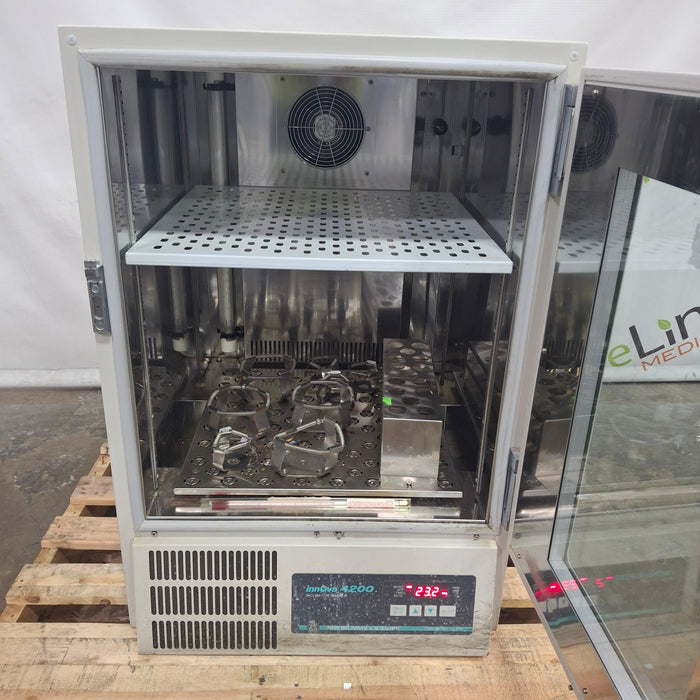 New Brunswick Scientific Innova 4200 Refrigerated Incubator Shaker