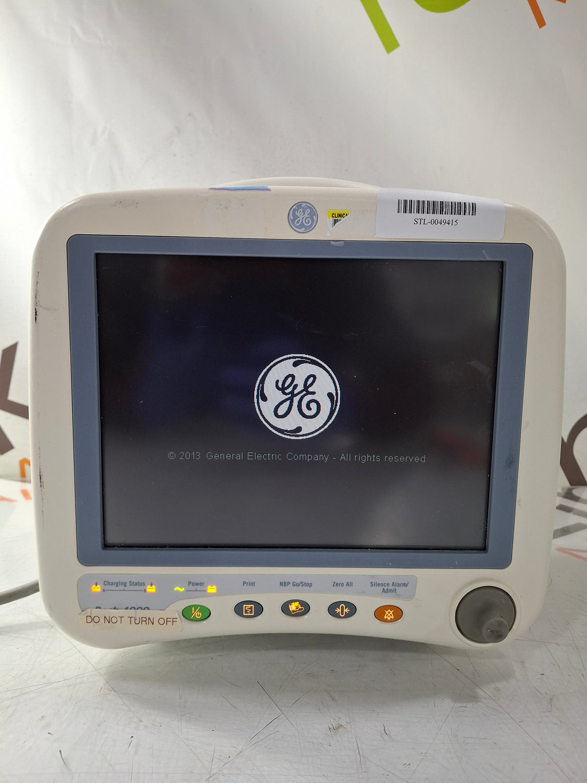 GE Healthcare Dash 4000 - GE/Nellcor SpO2 Patient Monitor