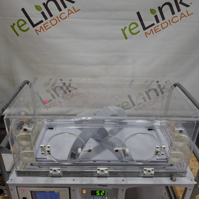 Airborne PulseOx Voyager Transport Incubator