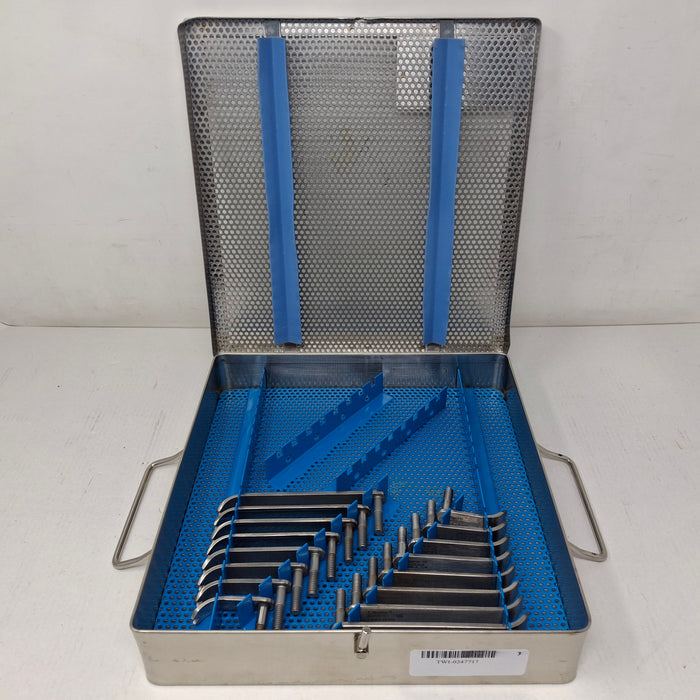 V. Mueller Collis Retractor Blade Set