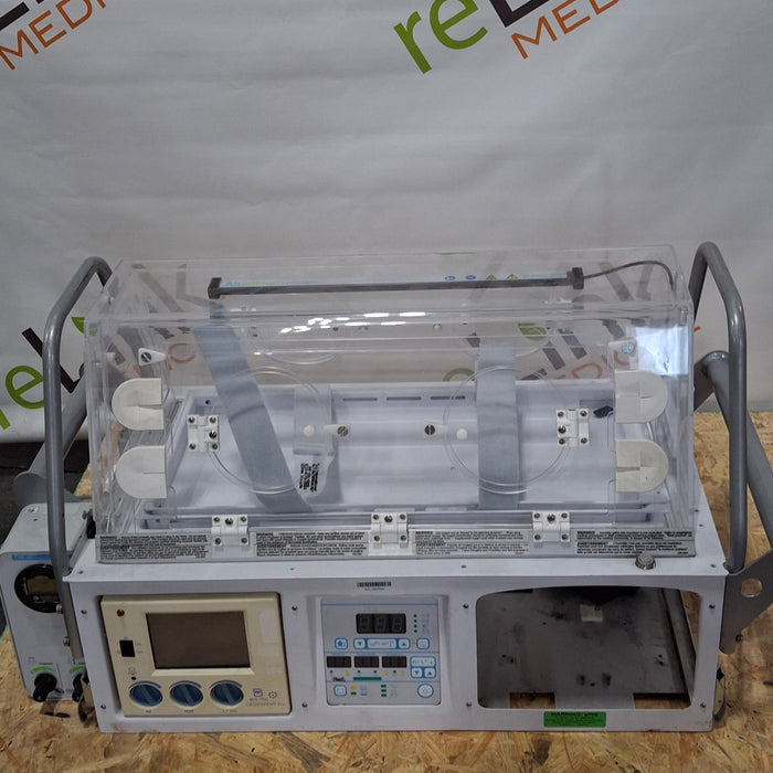 Airborne PulseOx Voyager Transport Incubator