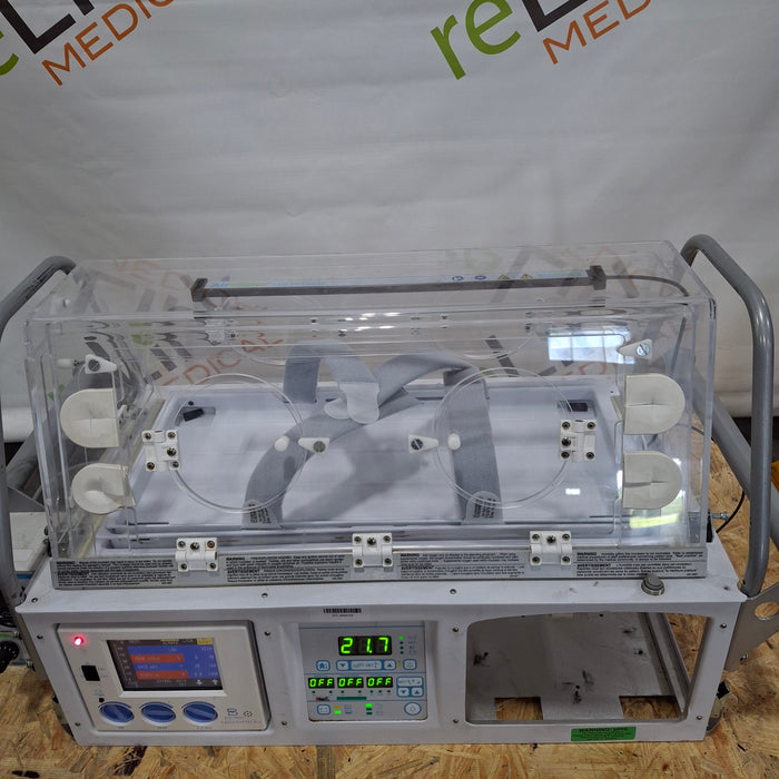 Airborne PulseOx Voyager Transport Incubator