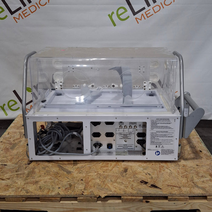 Airborne PulseOx Voyager Transport Incubator