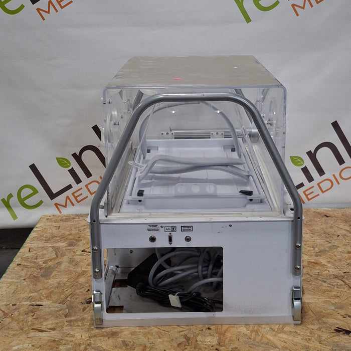 Airborne PulseOx Voyager Transport Incubator