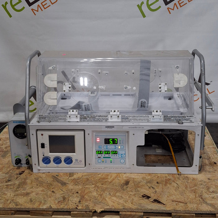 Airborne PulseOx Voyager Transport Incubator