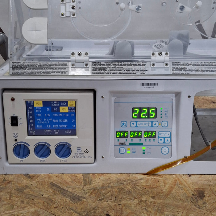 Airborne PulseOx Voyager Transport Incubator